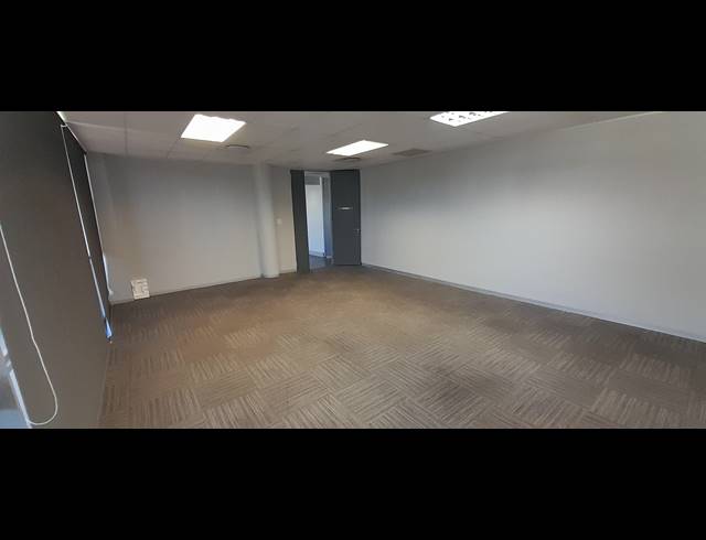 812M² OFFICE TO LET IN UMHLANGA CENTRAL